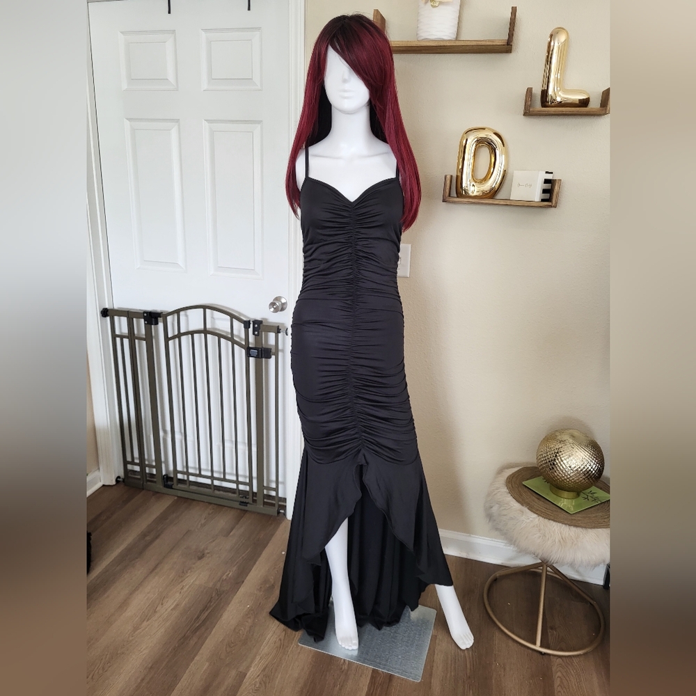 Elegant Black Evening Gown